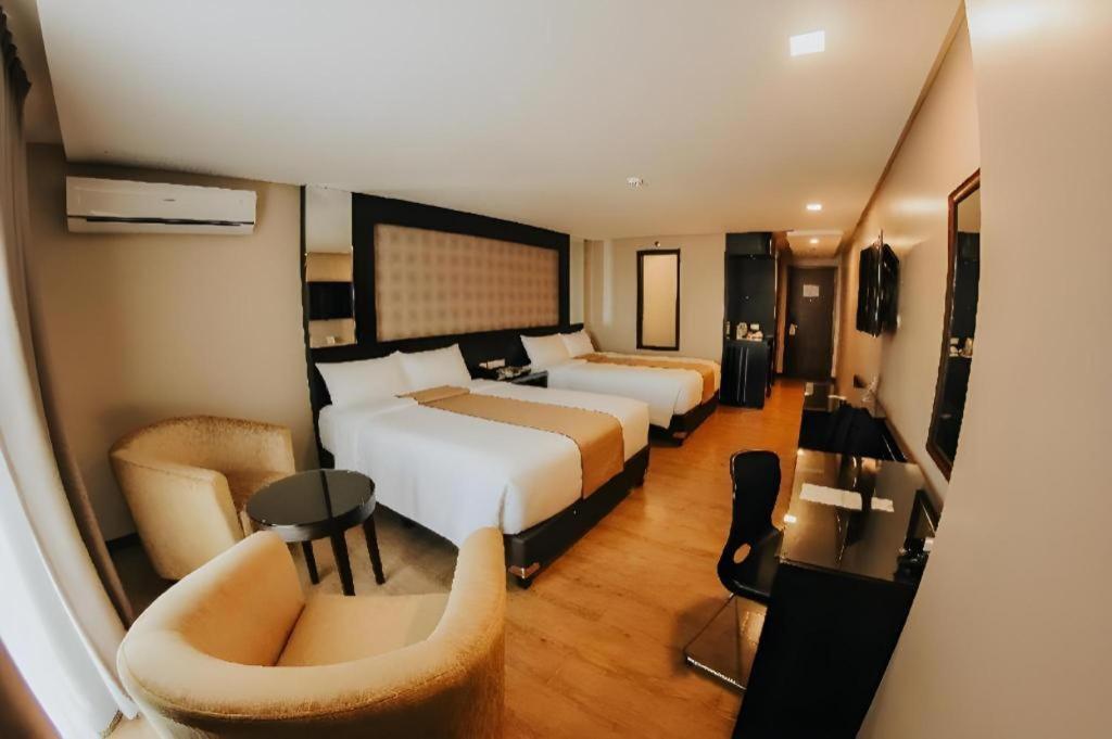 Grand Xing Imperial Hotel Iloilo City Buitenkant foto