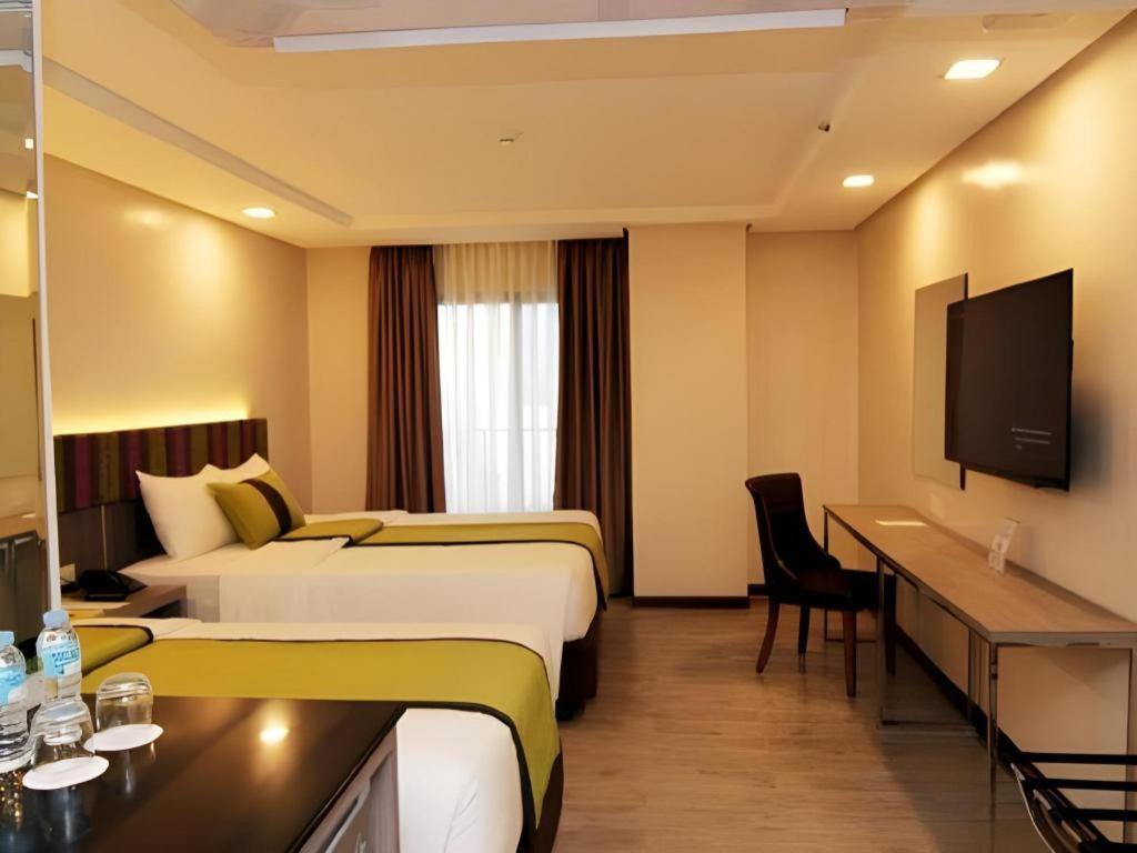 Grand Xing Imperial Hotel Iloilo City Buitenkant foto