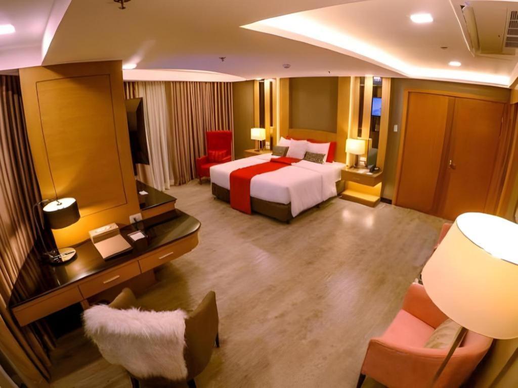 Grand Xing Imperial Hotel Iloilo City Buitenkant foto
