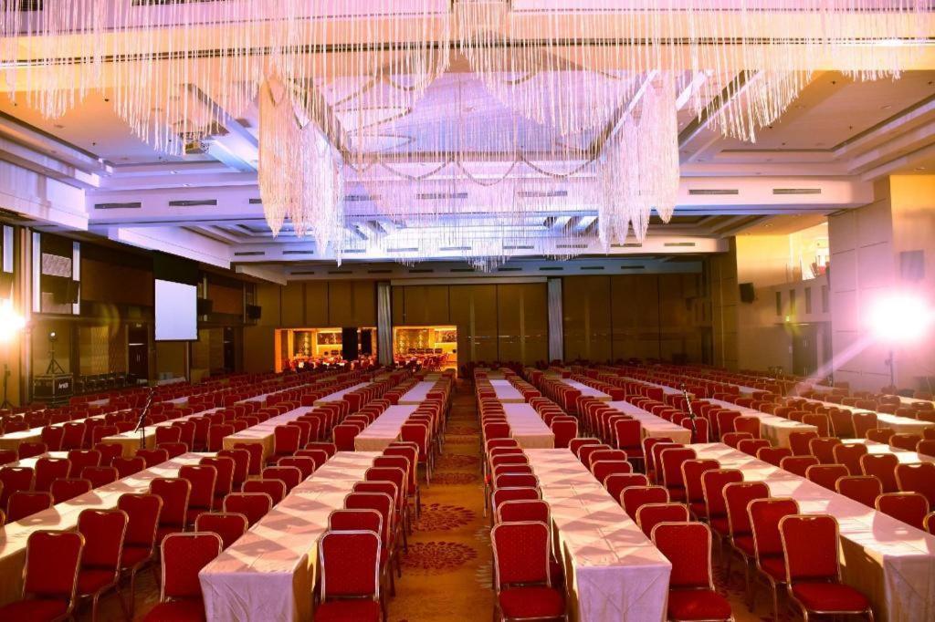 Grand Xing Imperial Hotel Iloilo City Buitenkant foto