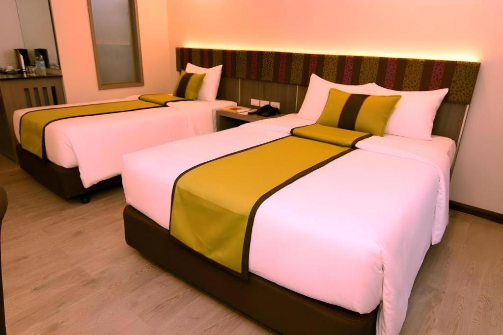 Grand Xing Imperial Hotel Iloilo City Buitenkant foto
