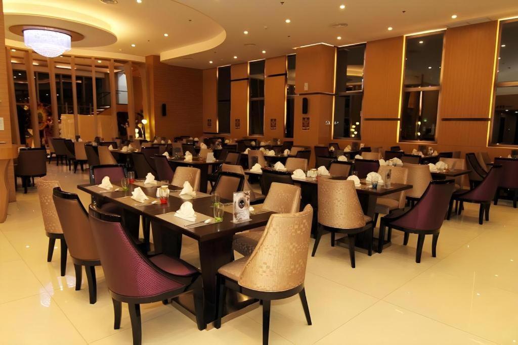 Grand Xing Imperial Hotel Iloilo City Buitenkant foto