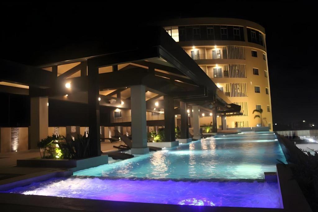 Grand Xing Imperial Hotel Iloilo City Buitenkant foto